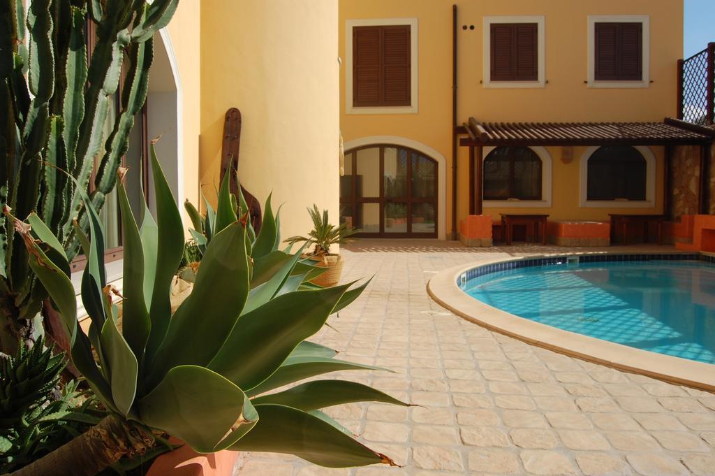 El Mosaico Del Sol Otel Lampedusa Dış mekan fotoğraf